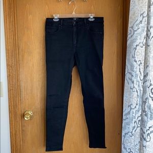 ✨Everything must go✨high rise skinny jeans